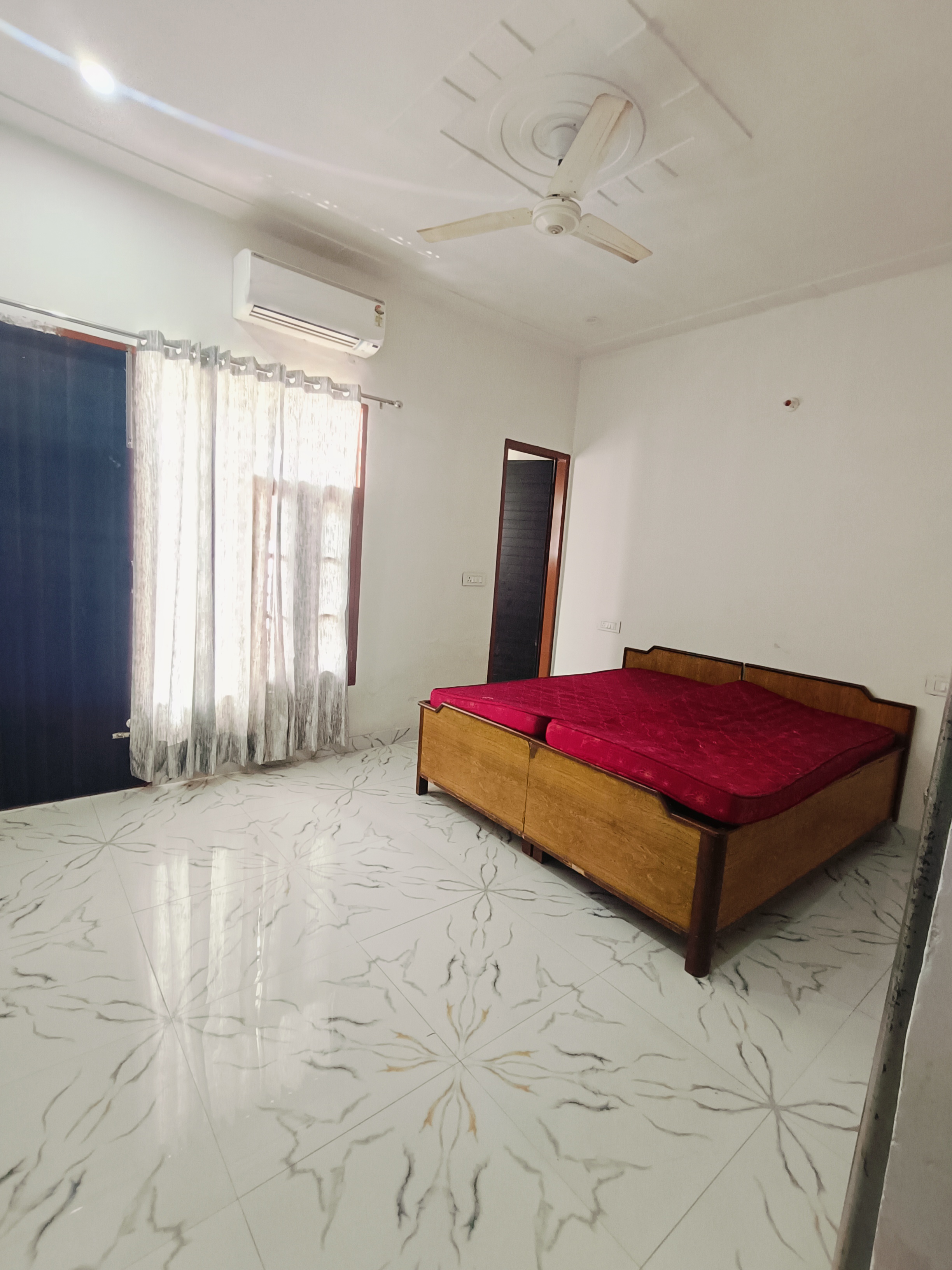 2 BHK Apartment For Rent in Jp Consultant 