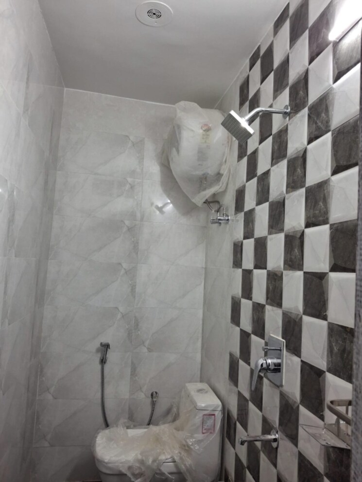 Balcony, sector 46 2 Bedroom 120 Sq.Yd. Builder Floor In Sector 46 Gurgaon 8674773