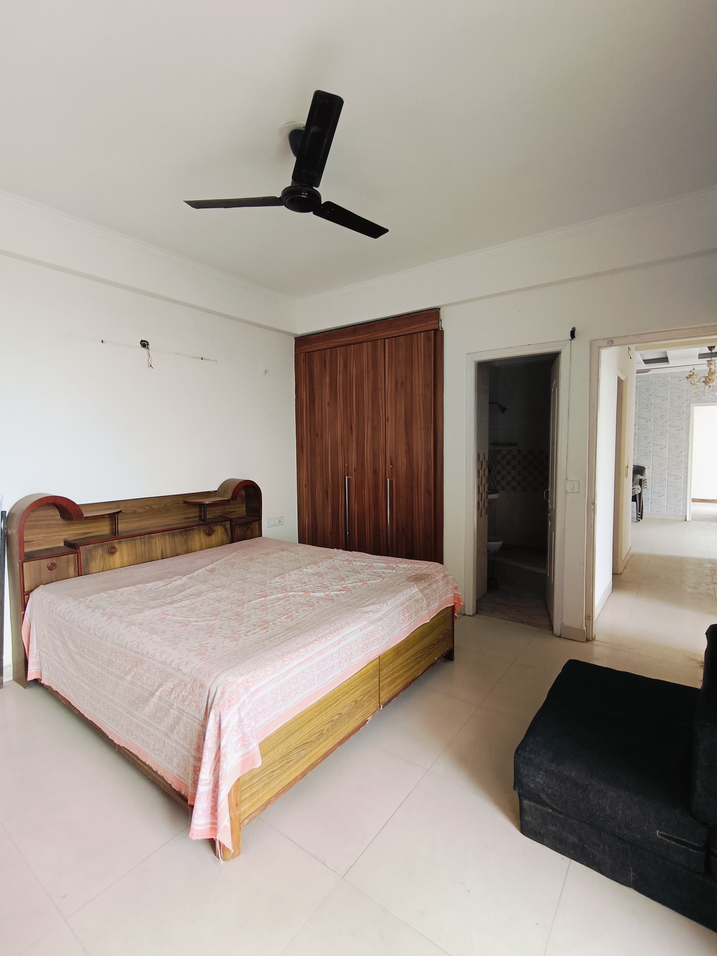 3 BHK Apartment For Rent in Jp Consultant 