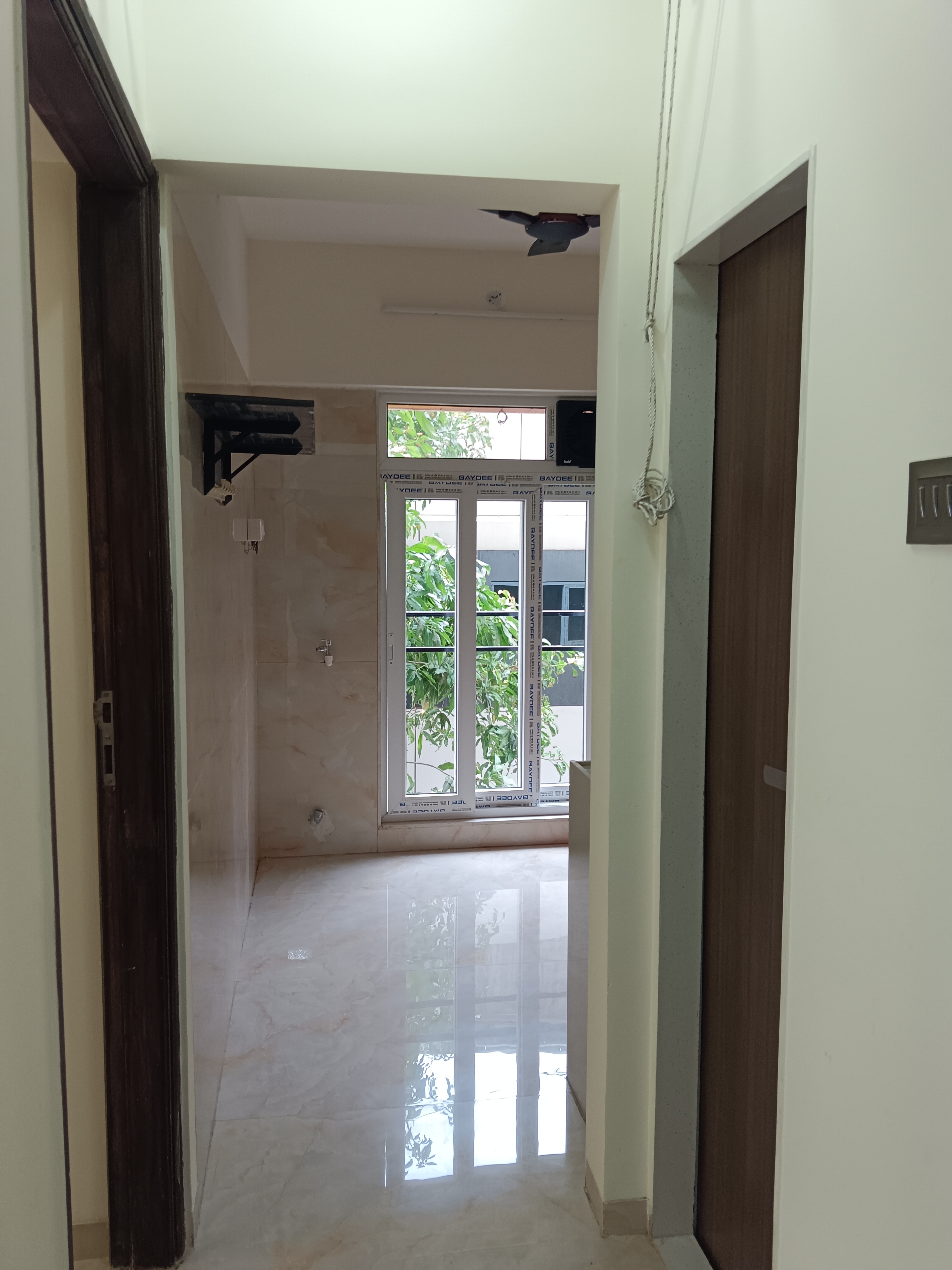 1 BHK + Pooja Room,Servant Room,Study Room,Extra Room Apartment For Rent in Aditya Aryan Malad