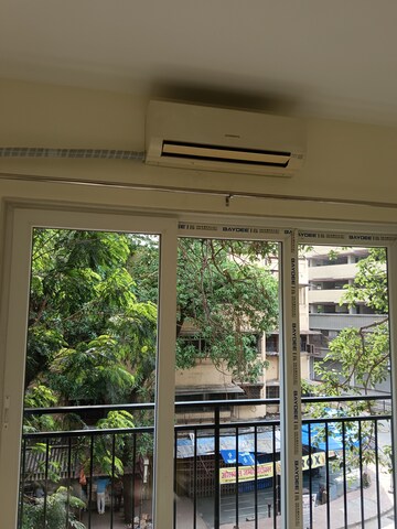 Room in 1 BHK Apartment at Aditya Aryan Malad, Malad West – for Rent