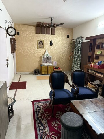 Living Room in 3 BHK Builder Floor at Unitech South City II, Sector 50 – for Rent