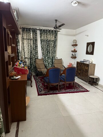 Living Room in 3 BHK Builder Floor at Unitech South City II, Sector 50 – for Rent