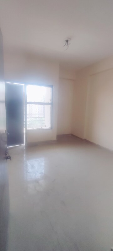 Room in 3 BHK Apartment at Adore Samriddhi, Sector 89 – for Rent