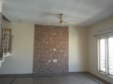 Room in 2 BHK Independent House at Rt Nagar – for Rent