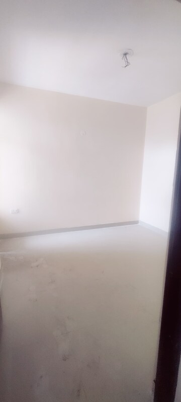 Room in 3 BHK Apartment at Adore Samriddhi, Sector 89 – for Rent