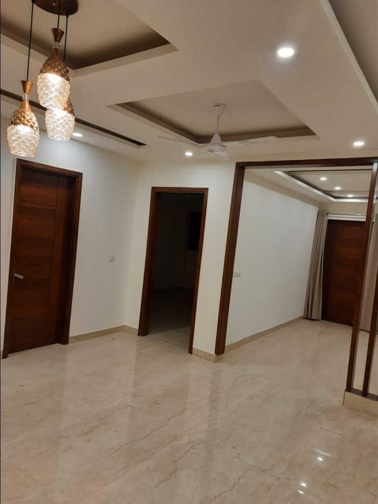 Room, sector 16 3 Bedroom 250 Sq.Yd. Builder Floor In Sector 16 Faridabad 8674862