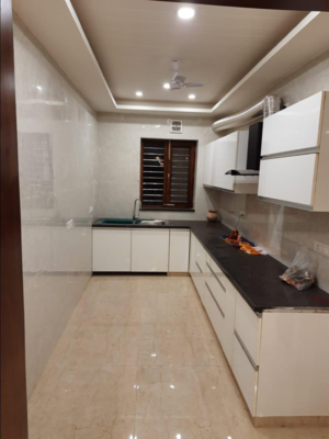 Kitchen in 3 BHK Builder Floor at Sector 16 – for Sale