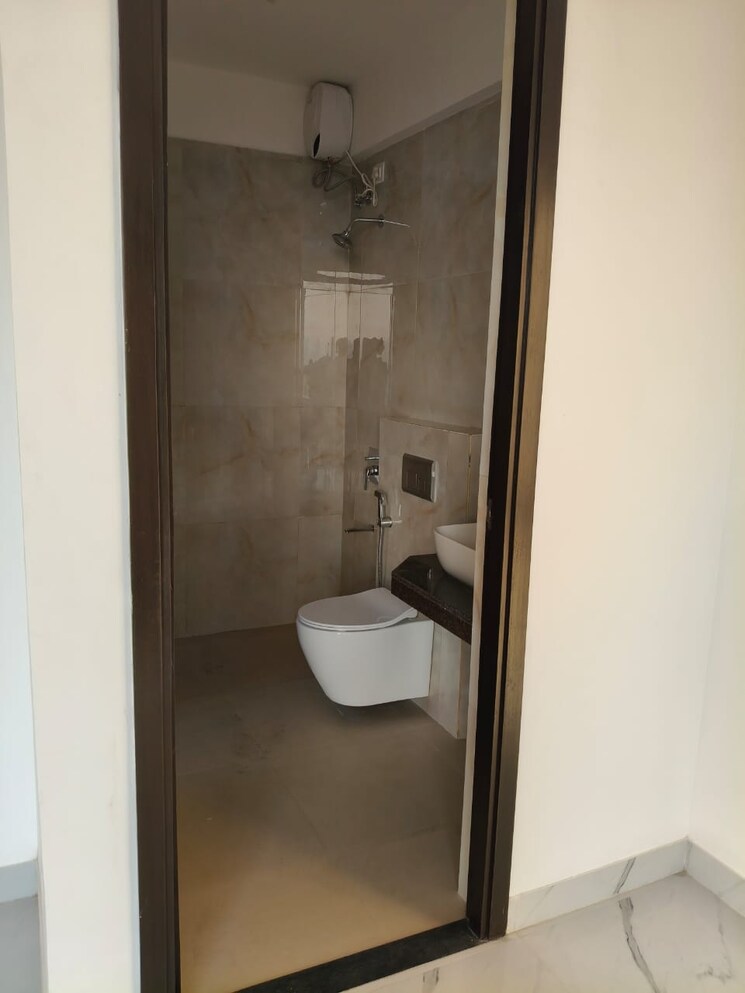 Bathroom, raymond-ten-x-habitat 2 Bedroom 635 Sq.Ft. Apartment In Pokhran Road No Two Thane 8674911