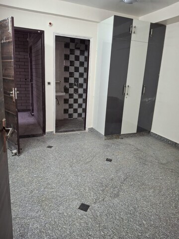Building Lobby in 2 BHK Builder Floor at Sector 46 – for Rent