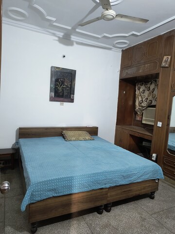 1 RK Apartment For Rent in Sarita Vihar