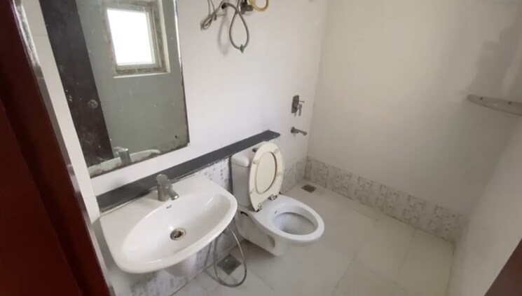 Bathroom, chd-avenue-71 3 Bedroom 1485 Sq.Ft. Apartment In Sector 71 Gurgaon 8674954