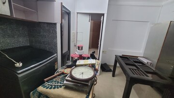 Furnished Amenities in 2 BHK Apartment at Gtb Enclave – for Rent