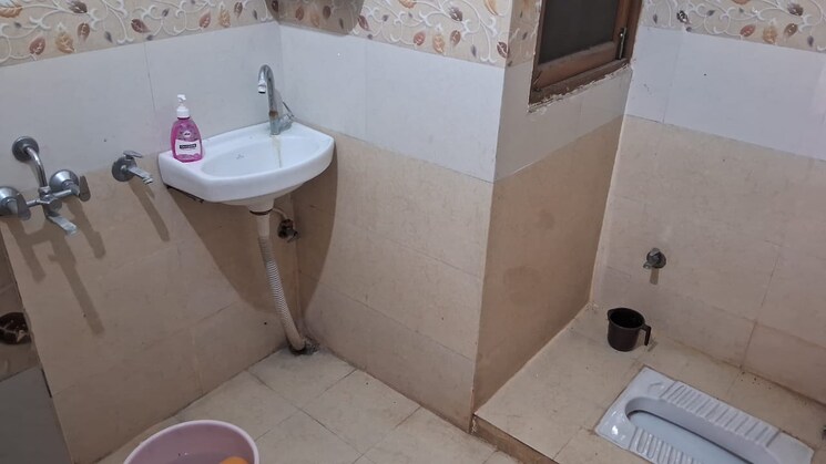 Bathroom, lalbagh 2 Bedroom 1355 Sq.Ft. Apartment In Lalbagh Lucknow 8675013