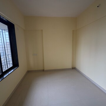 Room in 1 BHK Apartment at Bhandup West – for Rent