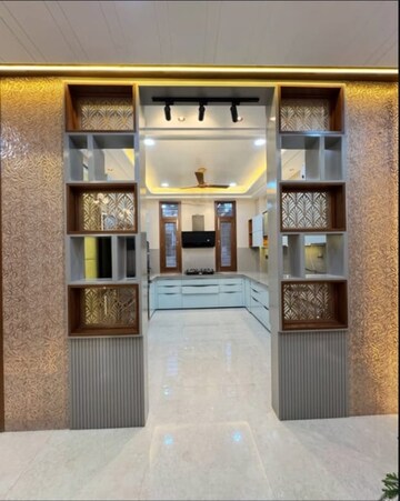 Floor Plan in 3 BHK Builder Floor at Sector 32 – for Rent