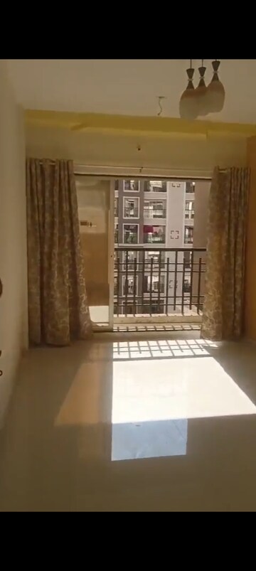 2 BHK Apartment For Sale in Agarwal Paramount, Virar West