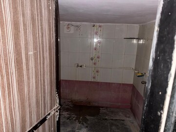 Bathroom in 2 BHK Apartment at Rai Sai Prasad Bhavan, Kalyan East – for Rent