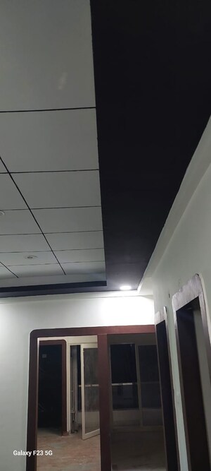 Furnished Amenities in 2 BHK Apartment at Mahagun Moderne, Sector 78 – for Sale