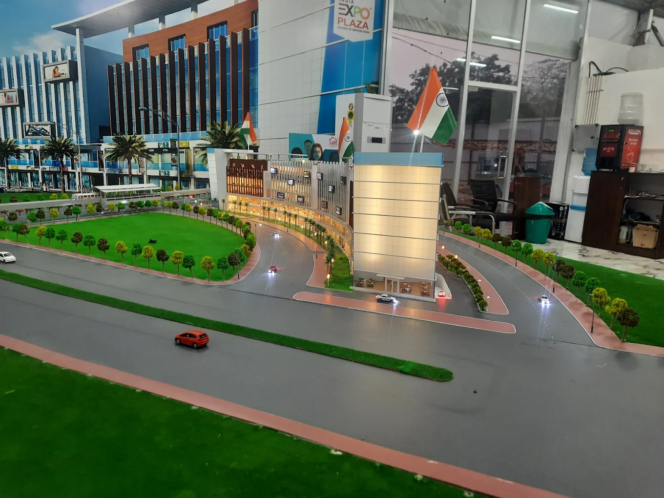 Retail Shop For Sale in SVG India Expo Plaza