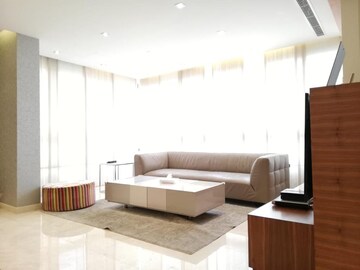 Bedroom in 2 BHK Apartment at Piramal Aranya, Byculla – for Rent