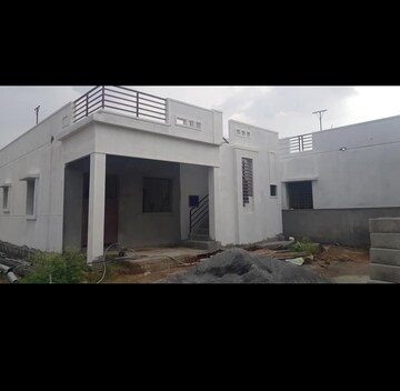 Building Lobby in 1 BHK Independent House at Bathlapalli – for Sale