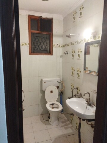 Bathroom in 1 BHK Builder Floor at Ignou Road – for Rent