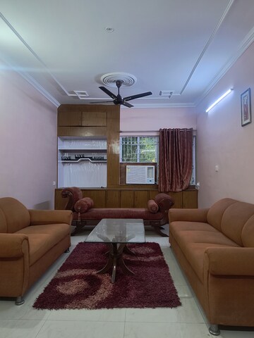 3 BHK Apartment For Rent in Sarita Vihar Pocket-C RWA, Sarita Vihar
