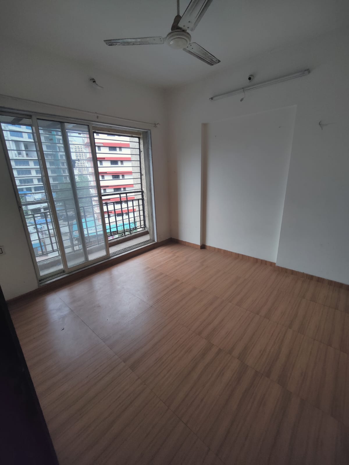 2 BHK + Extra Room 650 Sq.Ft. Apartment in Akashganga Complex