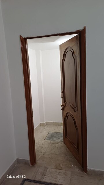 Building Lobby in 5 BHK Independent House at Gomti Nagar – for Rent