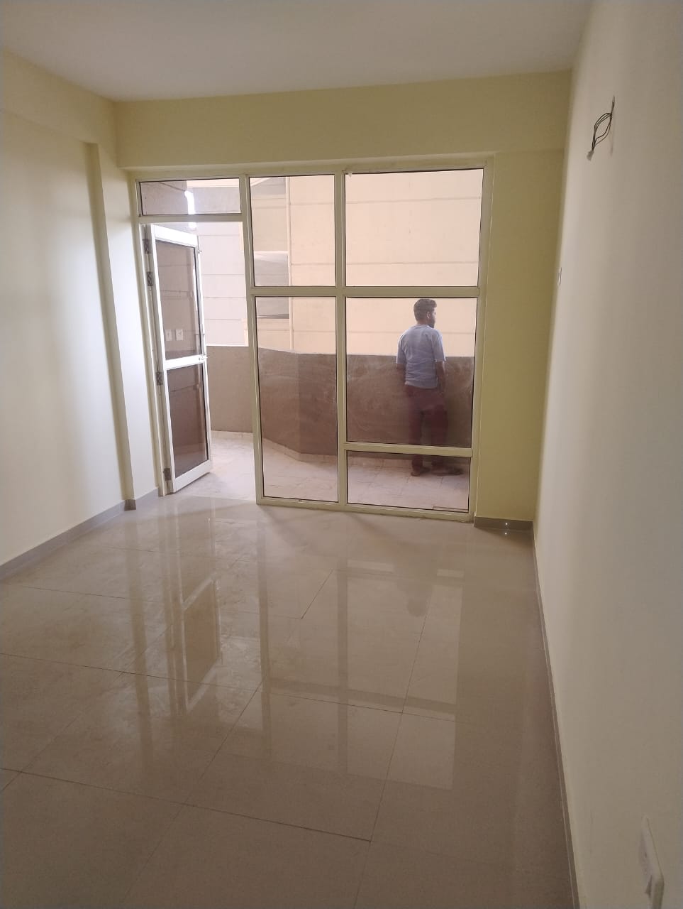 2 BHK Apartment For Rent in Pyramid Pride