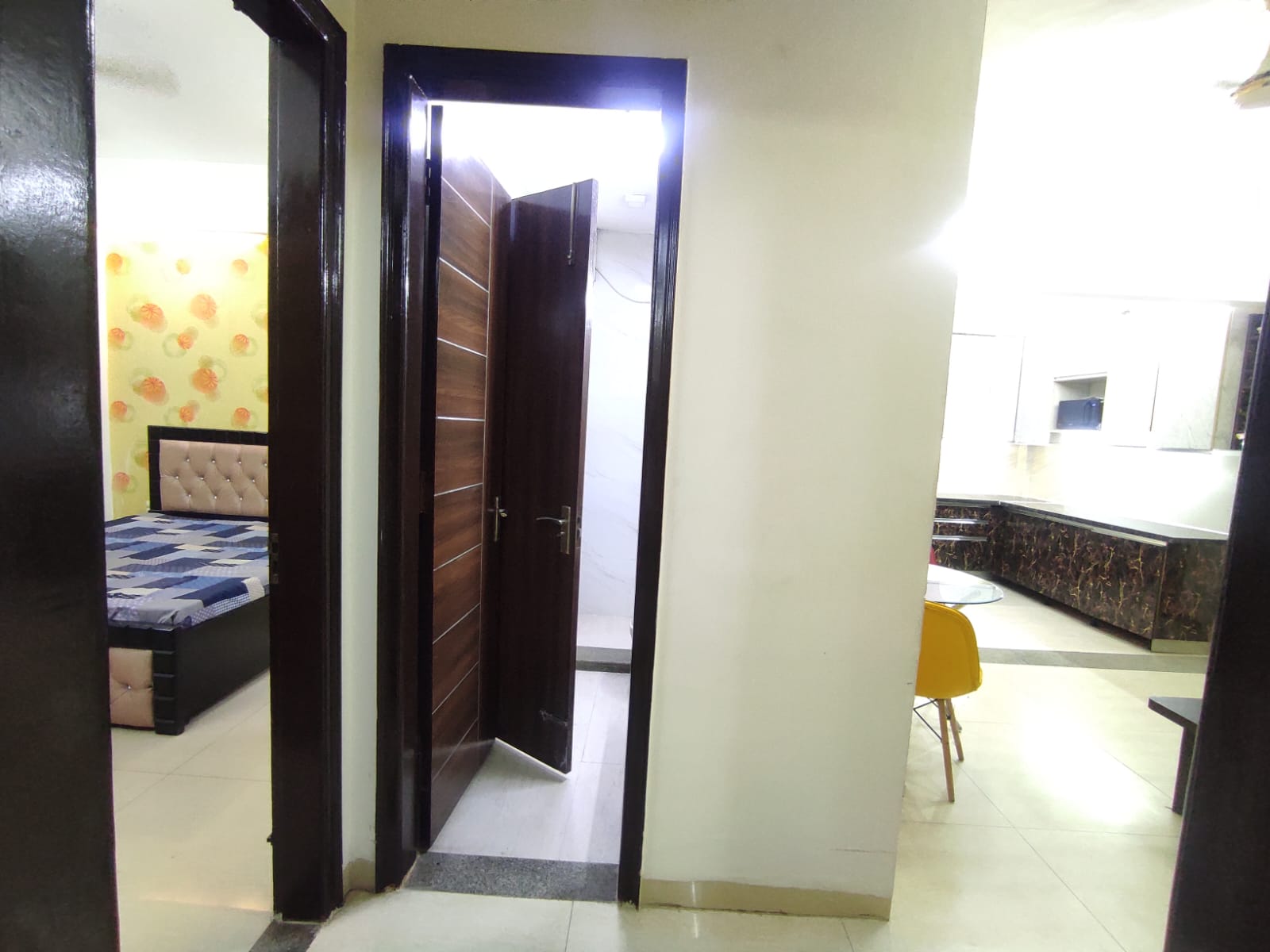 2.5 BHK + Pooja Room Builder Floor For Rent in Unitech South City II