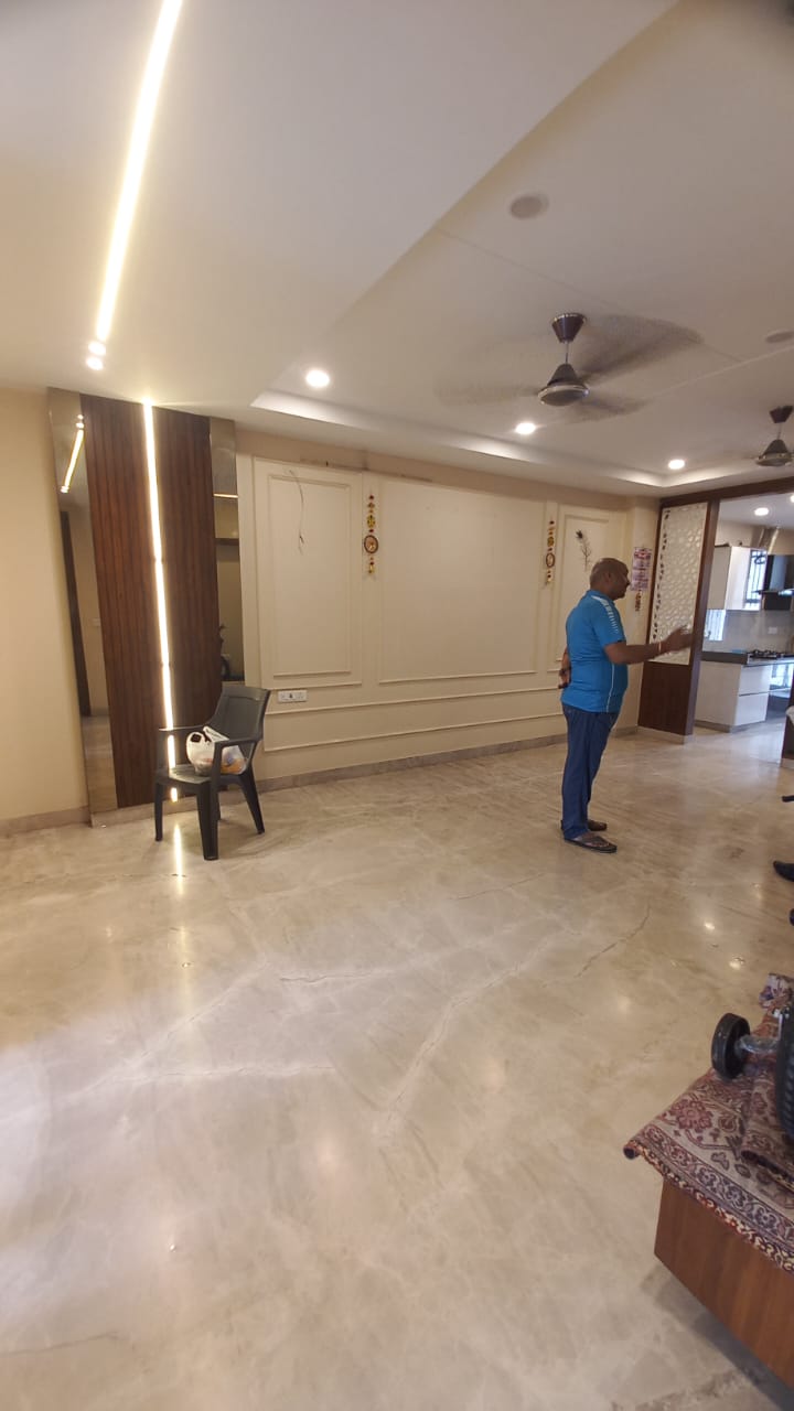 3.5 BHK + Pooja Room Apartment For Rent in Navbharat Apartments