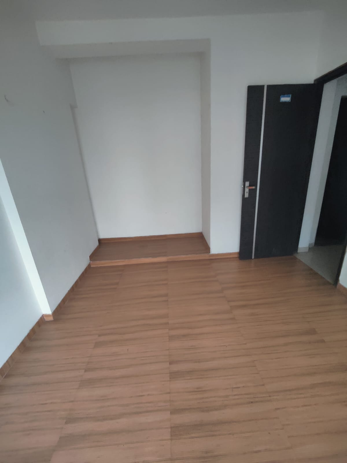 1 BHK + Extra Room 450 Sq.Ft. Apartment in Shree Prastha CHS