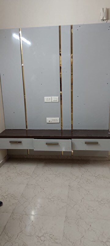 2 BHK Apartment For Rent in MRG The Balcony, Sector 93