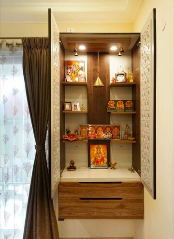 Furnished Amenities in 3.5 BHK Villa at Paramount Golfforeste Villas, Zeta I Greater Noida – for Sale