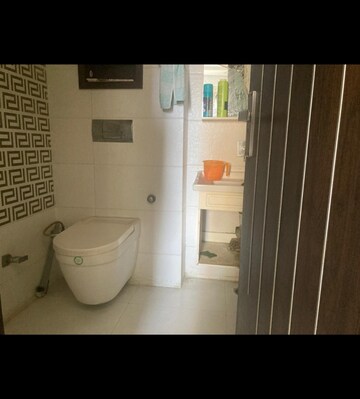 Master Bedroom in 3 BHK Apartment at BPTP Park Grandeura, Sector 82 – for Sale