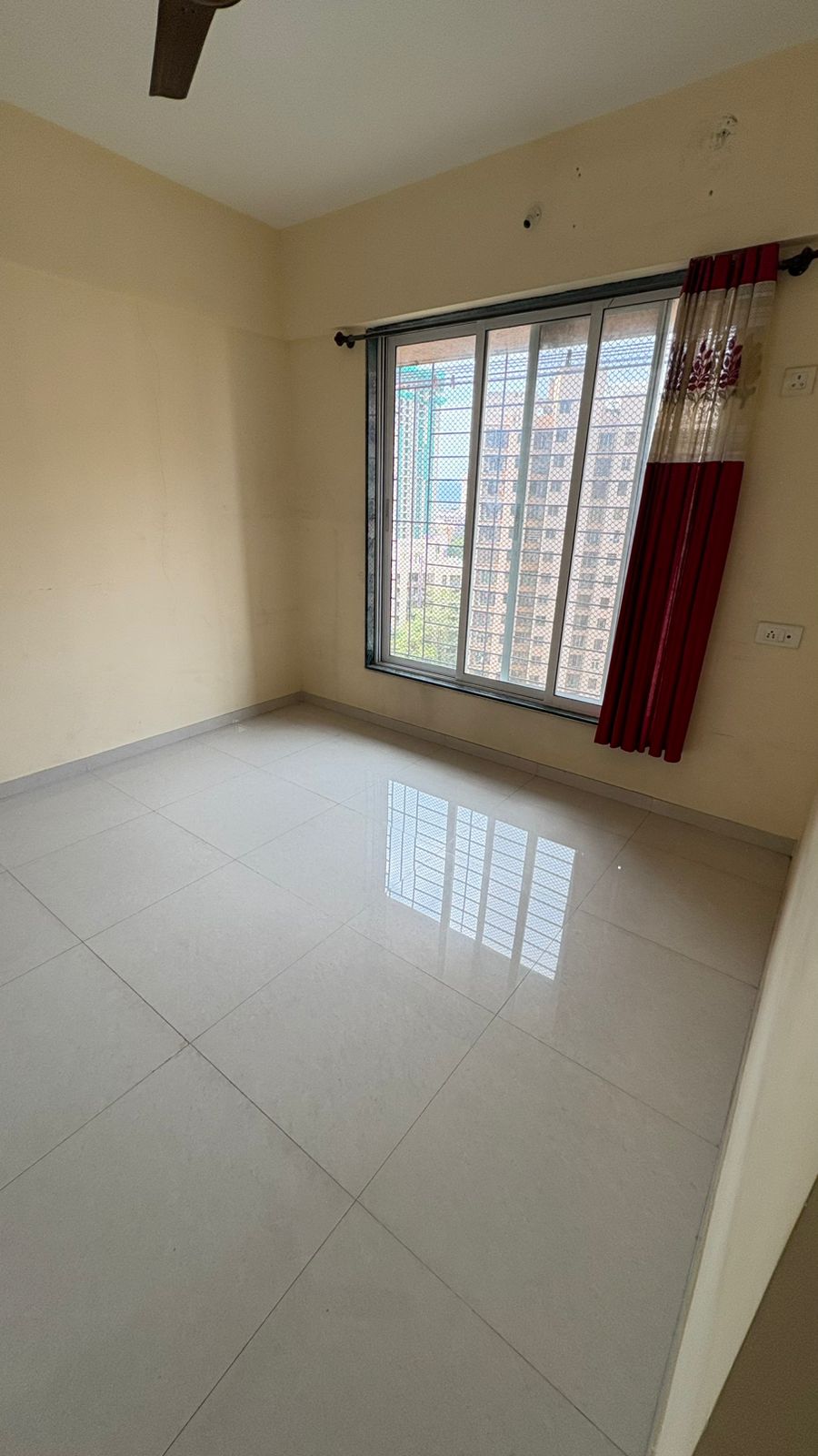 1 BHK + Extra Room 450 Sq.Ft. Apartment in Velocity Hill Spring