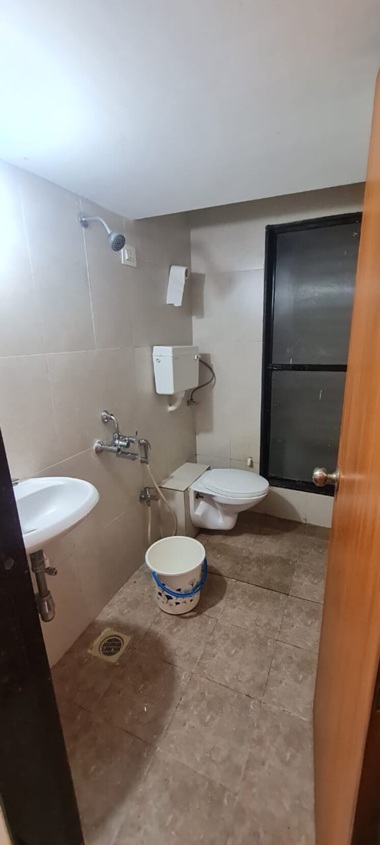 Bathroom, prakruti-heights-haware-city 2 Bedroom 650 Sq.Ft. Apartment In Haware City Thane 8675301