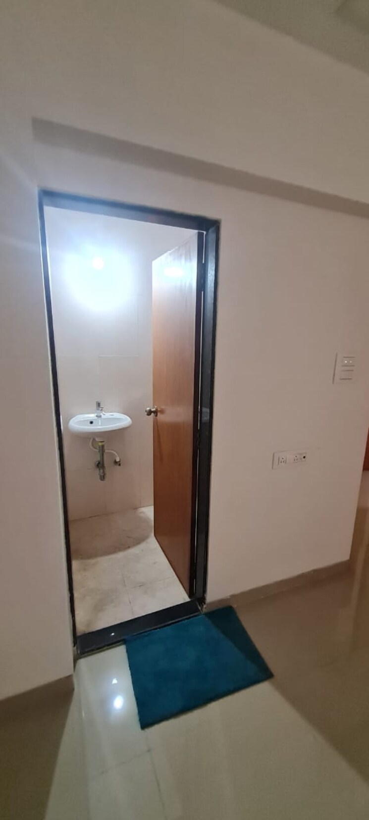 Bathroom, prakruti-heights-haware-city 2 Bedroom 650 Sq.Ft. Apartment In Haware City Thane 8675301