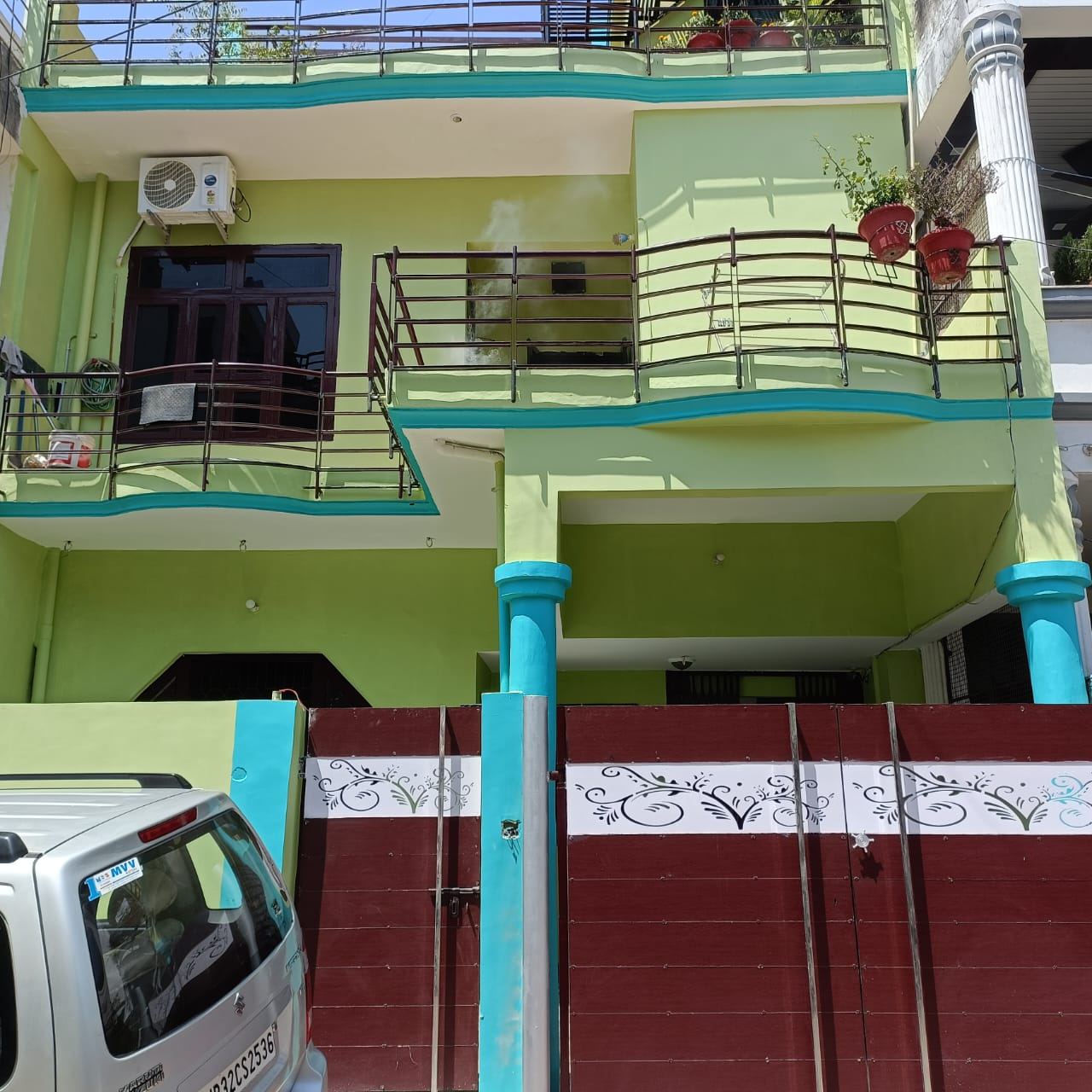 2 BHK + Servant Room,Extra Room Independent House For Rent in Gomti Nagar