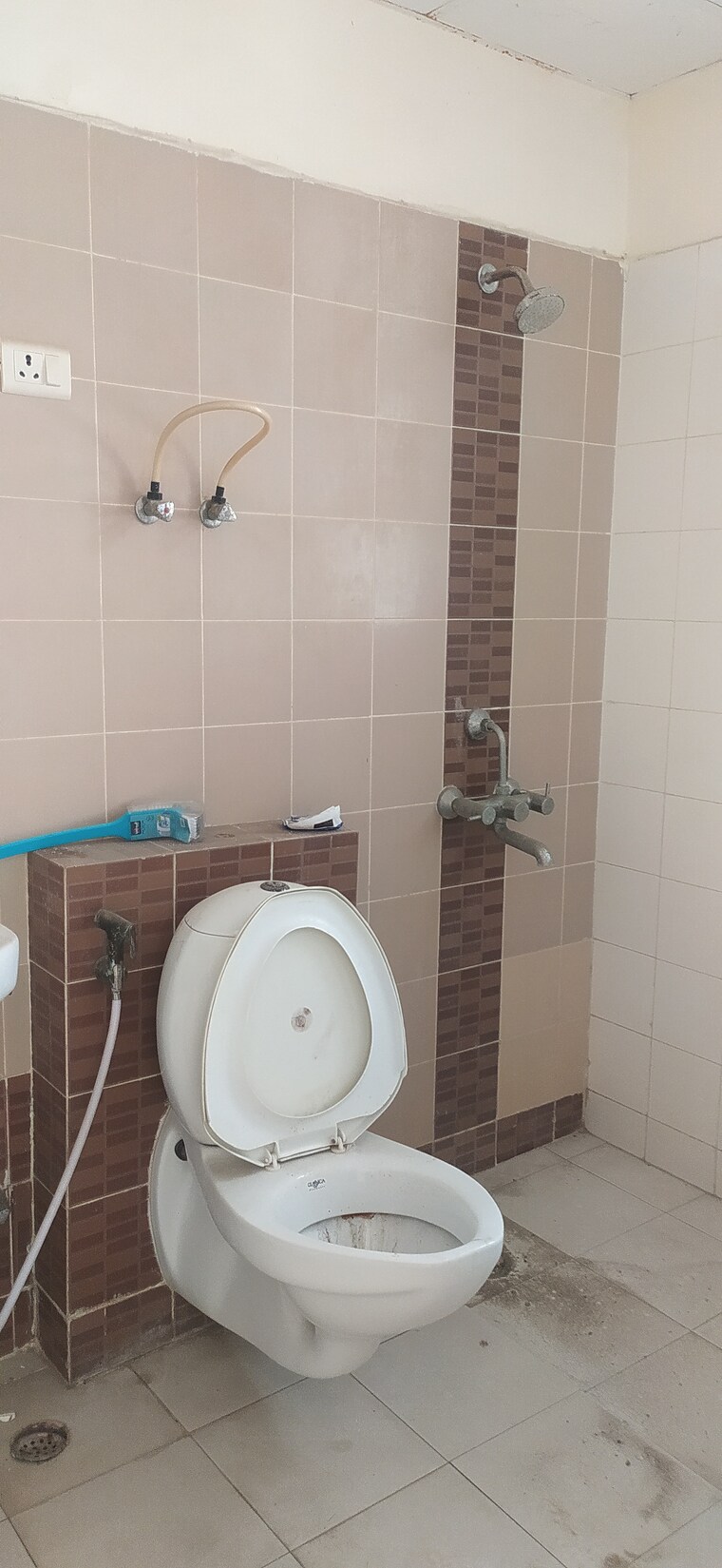 Bathroom, omaxe-heights 3 Bedroom 1602 Sq.Ft. Apartment In Sector 86 Faridabad 8675311