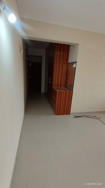 Room in 2 BHK Apartment at Adani Aangan, Sector 89a – for Rent