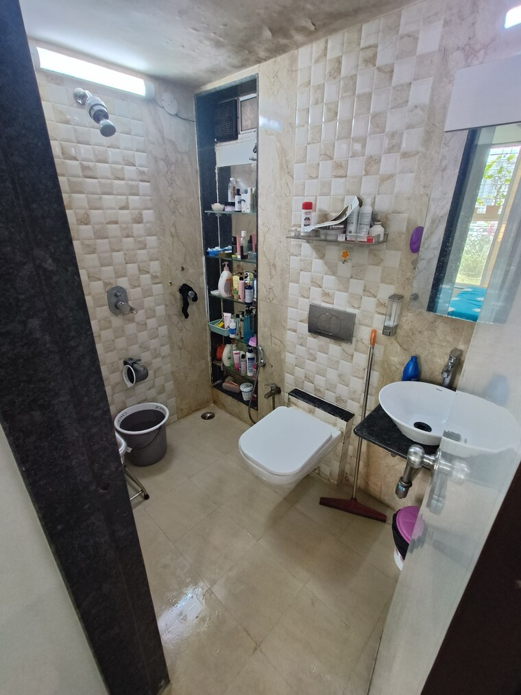 Master Bedroom, sai-zaruka-apartment 2 Bedroom 685 Sq.Ft. Apartment In Dahisar East Mumbai 8675323