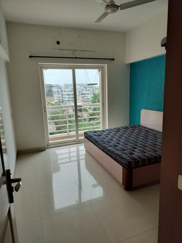 Bedroom, mirchandani-palms 3 Bedroom 1650 Sq.Ft. Apartment In Rahatani Pune 8675344