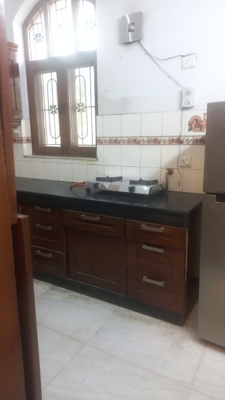 undefined, sector 52 4 Bedroom 260 Sq.Yd. Independent House In Sector 52 Gurgaon 8675356