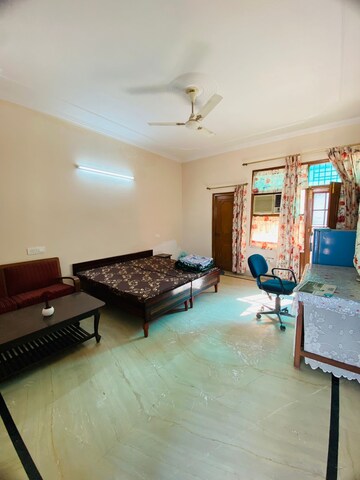 1.5 BHK Builder Floor For Rent in Sunny Enclave