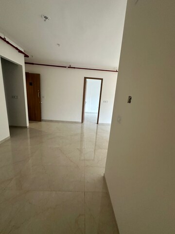 Room in 3 BHK Apartment at Godrej Urban Park, Chandivali – for Rent