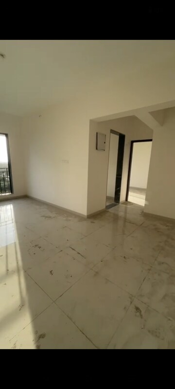 2 BHK Apartment For Sale in Shivam Gulmohar, Goregaon West