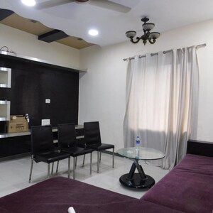 2 BHK Apartment For Rent in Sarswati Building, Cawasji Patel Tank
